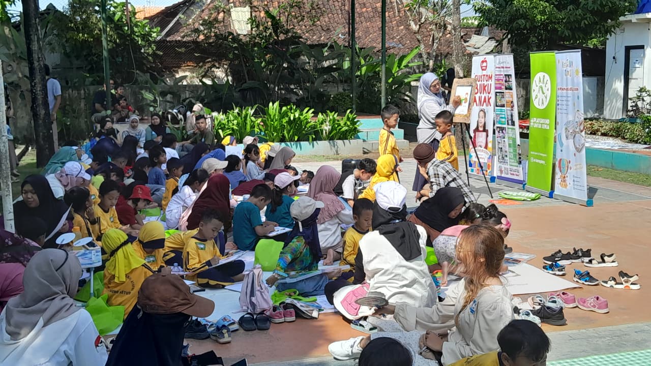 Keceriaan Anak-Anak di RTHP Gunungketur: Menjelajahi Warisan Batik dan Mengukir Kreasi Eco-Painting
